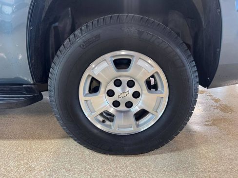 Used 2008 Chevrolet Tahoe LT w/ LT Preferred Equipment Group RWD image 29