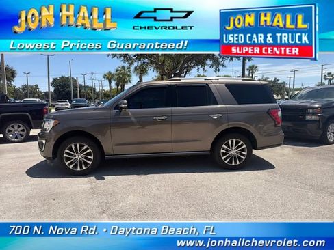 Used 2018 Ford Expedition Limited w/ Equipment Group 301A RWD image 3