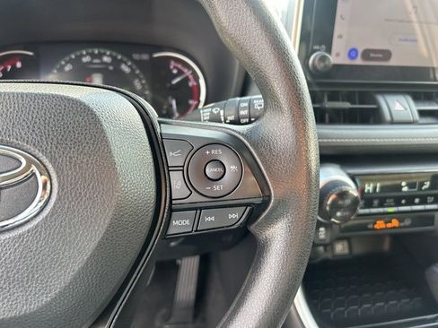 Used 2024 Toyota RAV4 XLE image 20