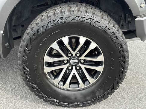 Used 2020 Ford F150 Raptor w/ Equipment Group 802A Luxury AWD/4WD image 34