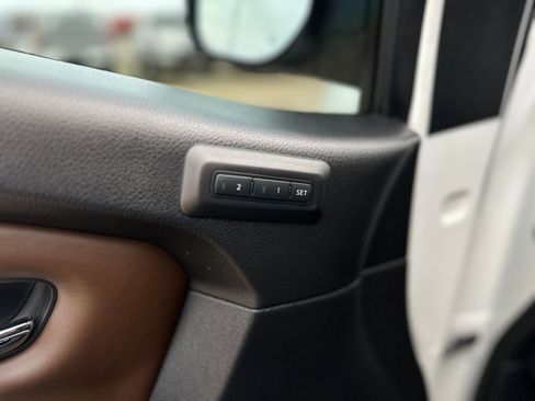 Used 2018 Nissan Titan Platinum Reserve w/ Platinum Utility Package image 27