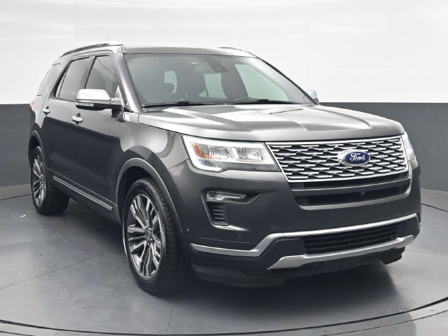 Used 2018 Ford Explorer Platinum AWD/4WD image 2