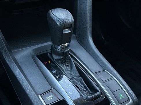 Used 2018 Honda Civic EX image 22