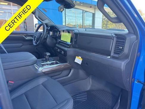 Used 2025 Chevrolet Silverado 1500 LT Trail Boss w/ Protection Package AWD/4WD image 23