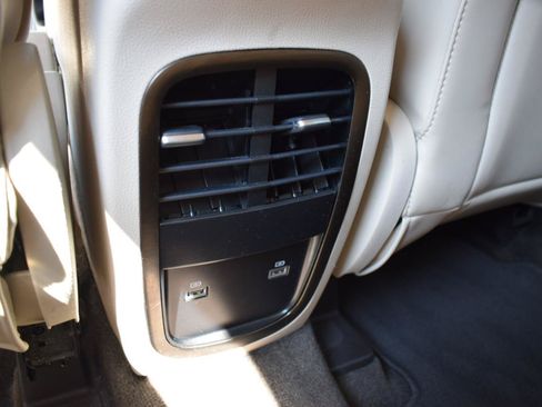 Used 2019 Lincoln MKC Select w/ Select Plus Package FWD image 35