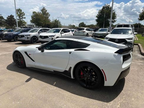 Used 2019 Chevrolet Corvette Stingray Coupe w/ Carbon Flash Badge Package RWD image 3