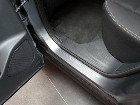 Certified 2023 Nissan Rogue S image 39