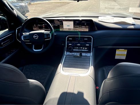 New 2026 Nissan Armada Platinum image 4