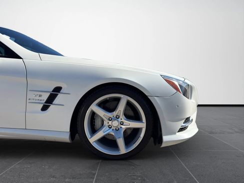 Used 2013 Mercedes-Benz SL 550 w/ Premium Pkg image 32