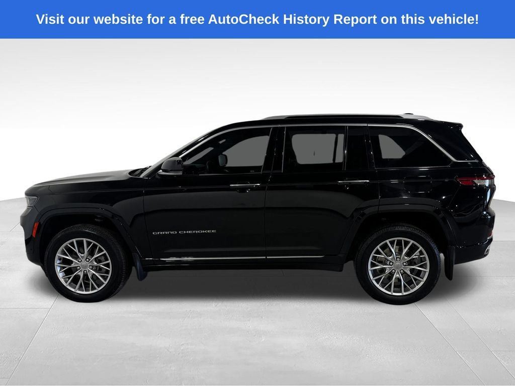 Used 2022 Jeep Grand Cherokee Summit w/ Luxury Tech Group V AWD/4WD image 15