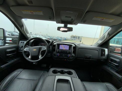 Used 2016 Chevrolet Silverado 2500 LT w/ LT Convenience Package image 13