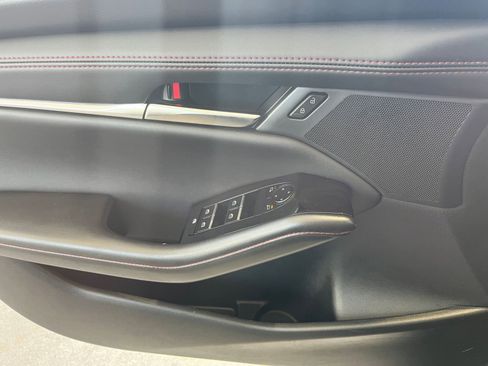 Used 2025 MAZDA MAZDA3 s image 20