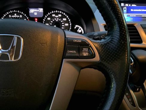 Used 2016 Honda Odyssey EX-L image 24