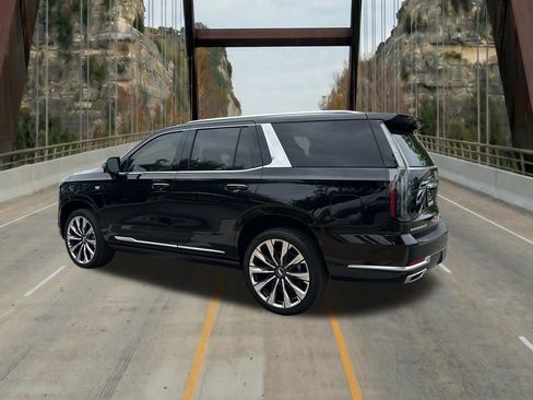 New 2026 Cadillac Escalade Luxury w/ Touring Package AWD/4WD image 7