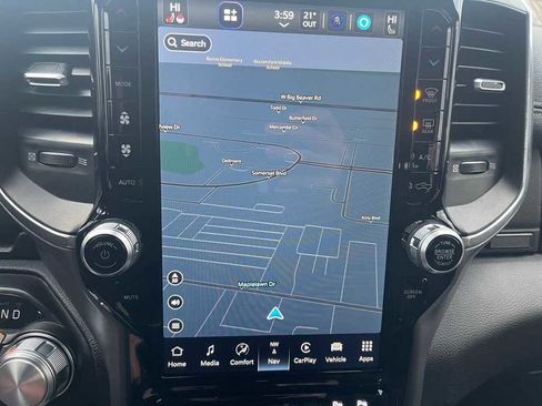 Used 2023 RAM 1500 Laramie image 31