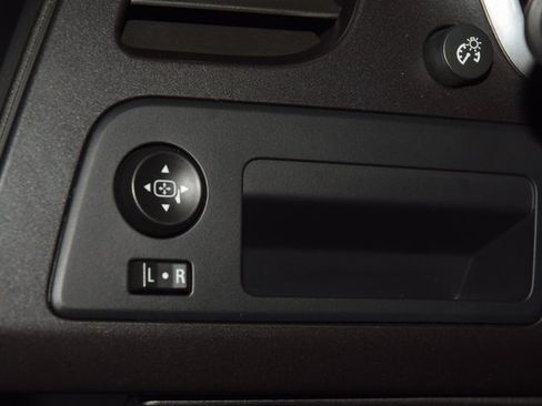 Used 2017 Chevrolet Corvette Stingray Coupe w/ 1LT image 36