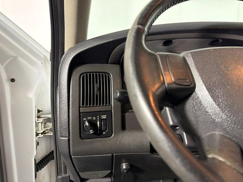 Used 2005 Dodge Ram 1500 Truck SLT w/ Sport Appearance Group AWD/4WD image 14