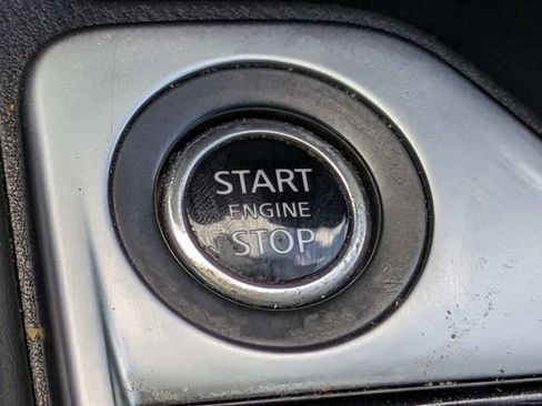 Used 2022 Nissan Sentra SR FWD image 28