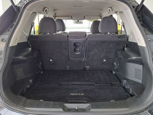 Used 2016 Nissan Rogue S w/ Appearance Package FWD image 26