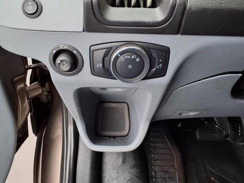 Used 2018 Ford Transit 150 XLT image 24