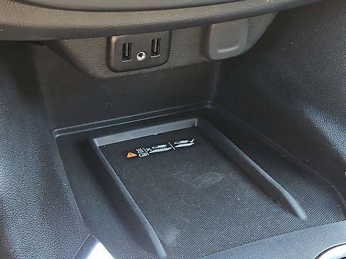 Certified 2023 Chevrolet Traverse LT image 23