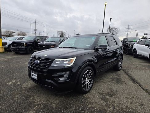 Used 2017 Ford Explorer Sport w/ Equipment Group 401A image 1