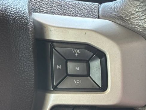 Used 2020 Ford F250 King Ranch w/ King Ranch Ultimate Package AWD/4WD image 15