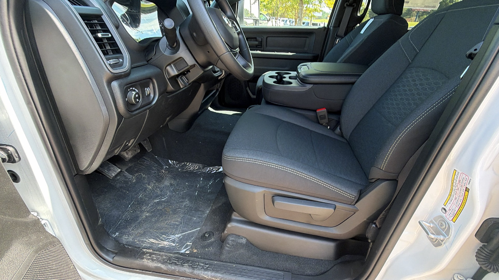 New 2026 RAM 2500 Tradesman AWD/4WD image 16