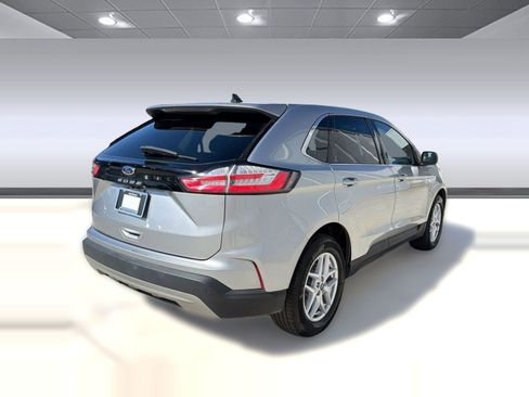 Used 2021 Ford Edge SEL w/ Convenience Package FWD image 9