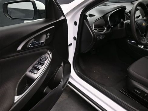 Used 2023 Chevrolet Malibu LT image 13