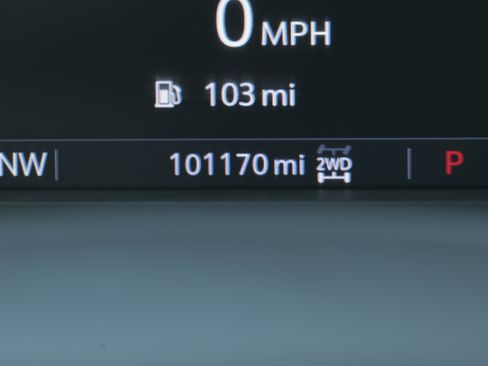 Used 2020 Chevrolet Silverado 1500 LT w/ All-Star Edition image 13