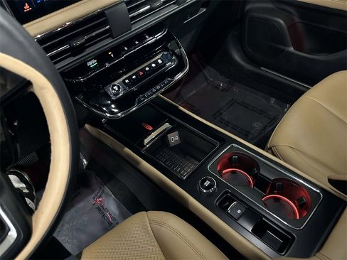 Certified 2023 Lincoln Corsair Reserve w/ Equipment Group 201A image 23