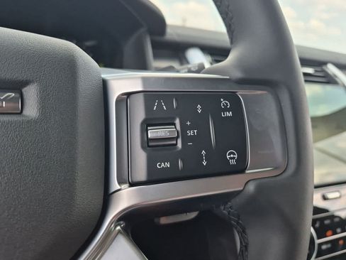 New 2026 Land Rover Discovery Dynamic SE AWD/4WD image 22