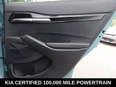 Certified 2024 Kia Seltos EX FWD image 28
