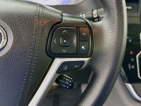 Used 2020 Toyota Sienna LE w/ LE Preferred Package AWD/4WD image 15