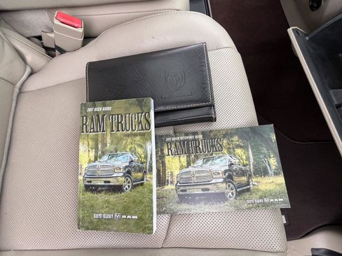 Used 2017 RAM 1500 Laramie w/ Convenience Group image 26