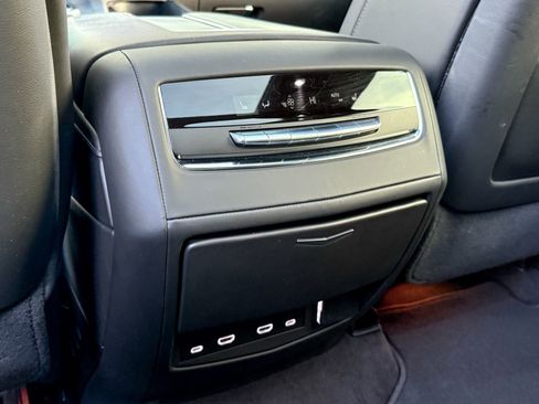 Certified 2023 Cadillac Escalade Sport Platinum image 35