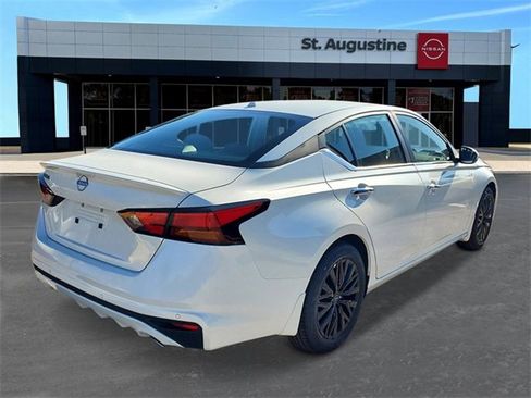 New 2025 Nissan Altima 2.5 SV w/ SV Special Edition Package image 4