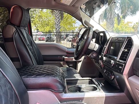 Used 2018 Ford F250 XLT w/ XLT Premium Package AWD/4WD image 10