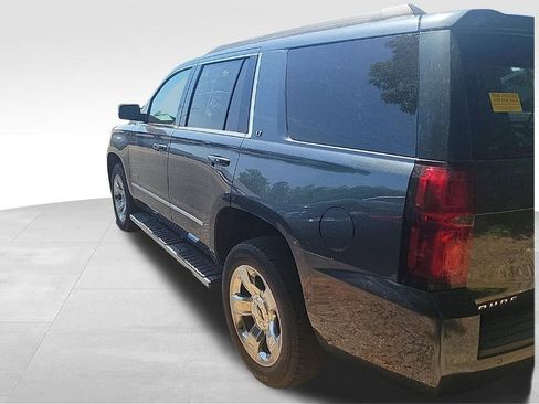 Used 2019 Chevrolet Tahoe LT w/ LT Signature Package AWD/4WD image 2