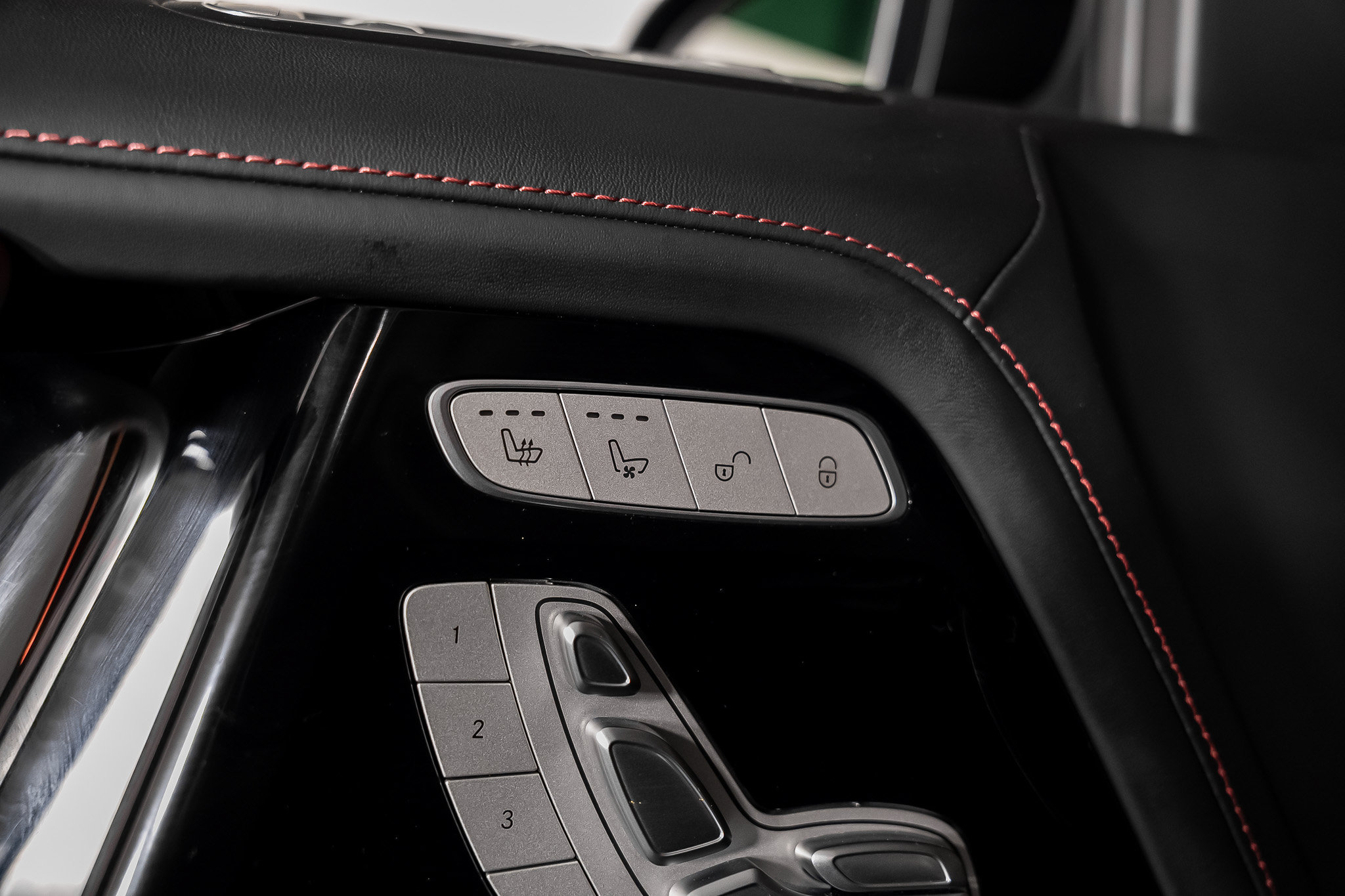 Used 2024 Mercedes-Benz G 63 AMG Squared image 60