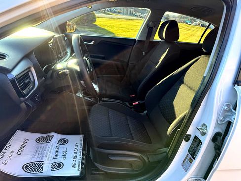 Used 2023 Kia Rio LX image 18