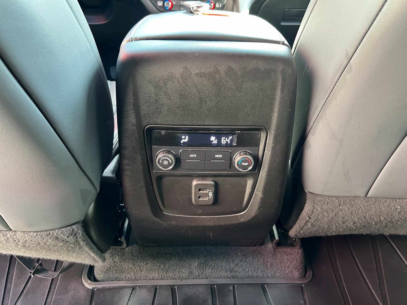 Used 2023 Buick Enclave Essence FWD image 51