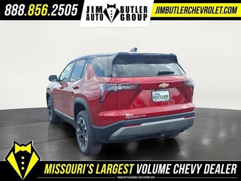New 2026 Chevrolet Equinox LT w/ Safety and Technology Package AWD/4WD image 2