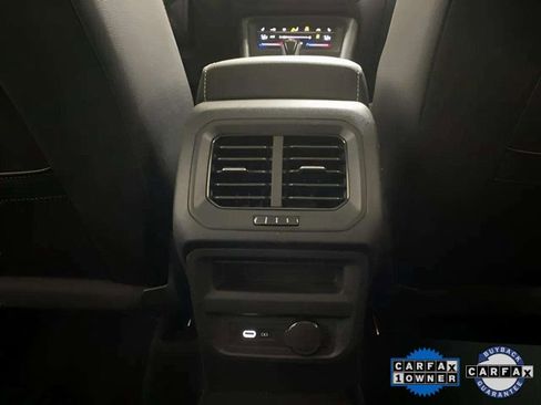 Used 2023 Volkswagen Tiguan SE w/ Panoramic Sunroof Package image 77