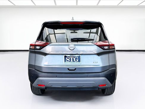 Used 2023 Nissan Rogue SV FWD image 5