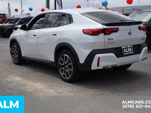 Used 2025 BMW X2 xDrive28i AWD/4WD image 8
