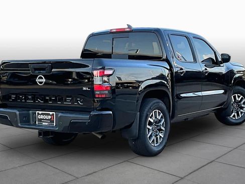 Used 2024 Nissan Frontier SL w/ Technology Package RWD image 12