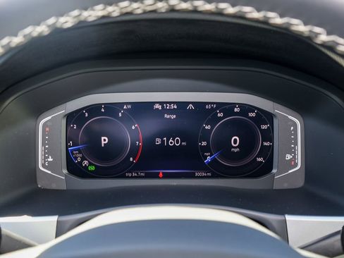 Certified 2023 Volkswagen Atlas SE w/ Panoramic Sunroof Package image 24