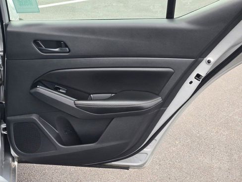 Used 2023 Nissan Altima 2.5 SV image 8